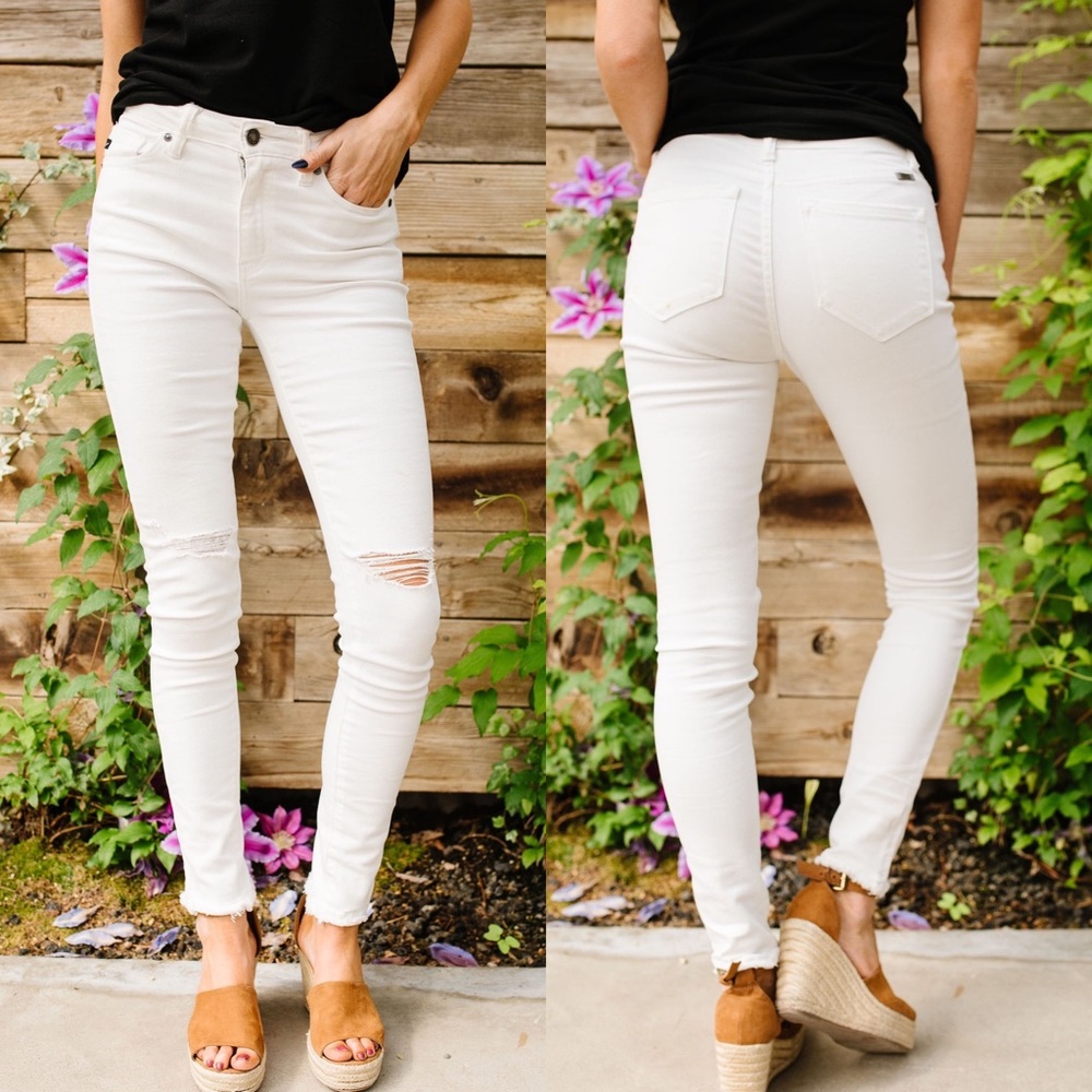 KanCan Ripped Knee Frayed Hem Skinny Jeans